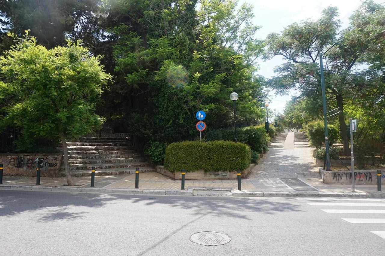 Independent Entrance Apt - 130M2 - Garden - Private Parking Apartment Athens Exterior photo